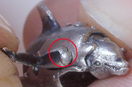 The arm
inserted flat into the socket.